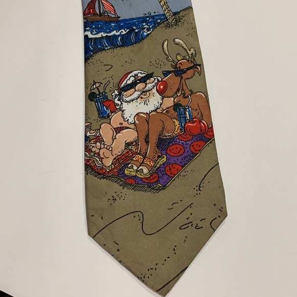 Holiday tie - Picture 2 of 7